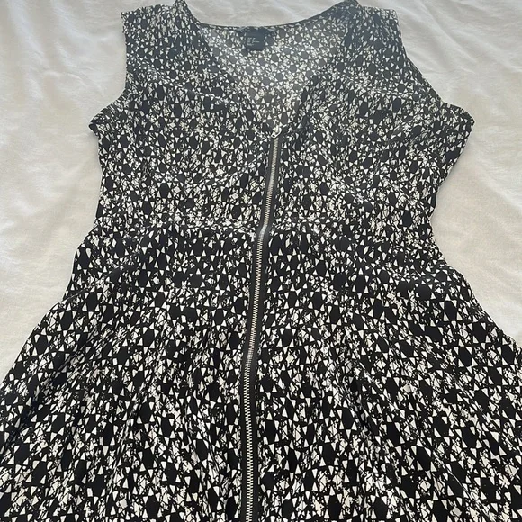 H&M Dress - Picture 3 of 13